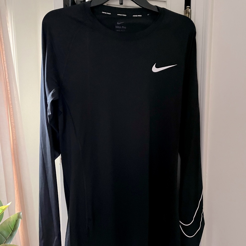 Men’s Nike Pro long sleeve